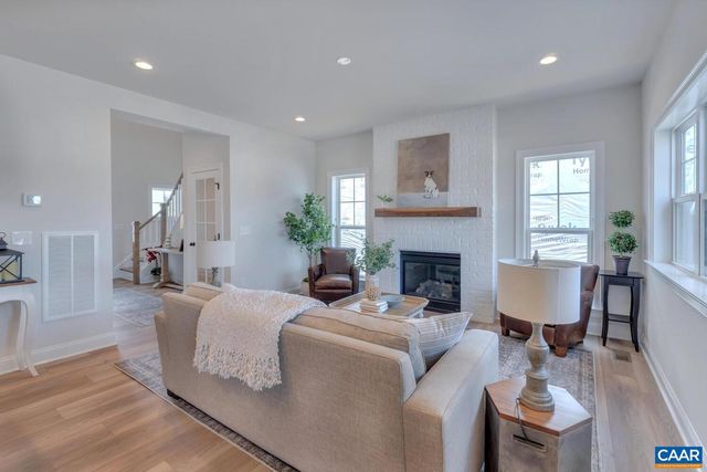 89 RENEE LN, Charlottesville, VA 22901