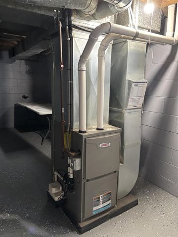 15909 S Hubbell Avenue, Detroit, MI 48227