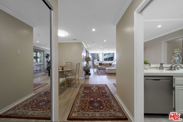 121 S Hope Street 431, Los Angeles, CA 90012