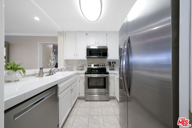 121 S Hope Street 431, Los Angeles, CA 90012