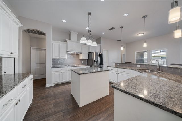 15629 Escapade St, Corpus Christi, TX 78418
