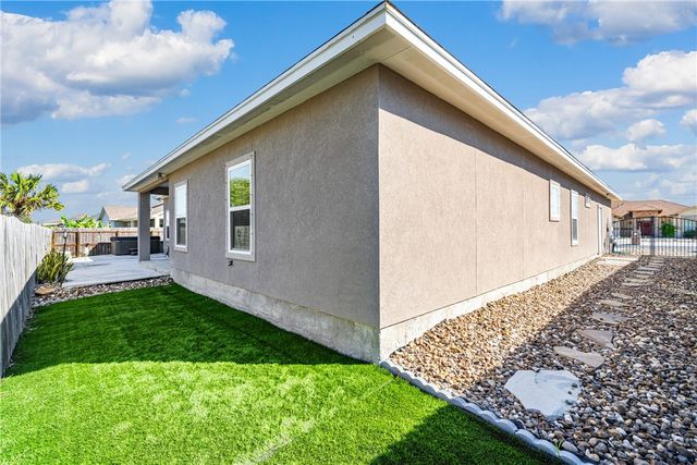 15629 Escapade St, Corpus Christi, TX 78418