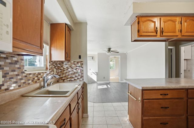 9367 Midway Street, Spring Hill, FL 34608