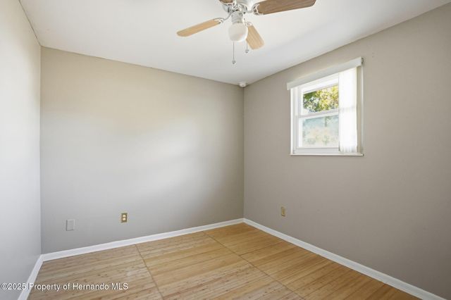 9367 Midway Street, Spring Hill, FL 34608