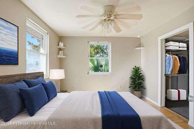 9367 Midway Street, Spring Hill, FL 34608