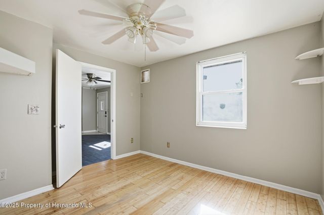 9367 Midway Street, Spring Hill, FL 34608