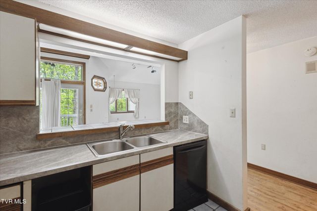 20 Willowbrook Drive, 20, Kingsport, TN 37660