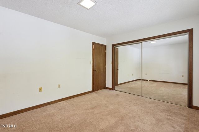 20 Willowbrook Drive, 20, Kingsport, TN 37660