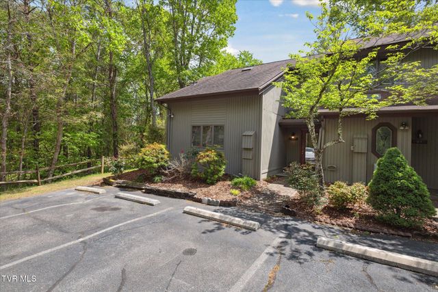20 Willowbrook Drive, 20, Kingsport, TN 37660