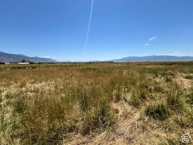 208 W 3600 N, Hyde Park, UT 84318