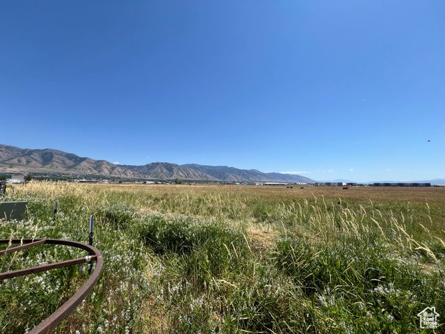 208 W 3600 N, Hyde Park, UT 84318