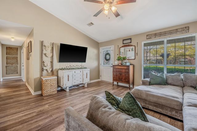 3 Steele Magnolia Drive, Greenbrier, AR 72058