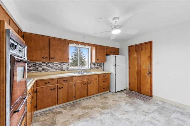 317 N Church St, Mt Pleasant Twp, PA 15666