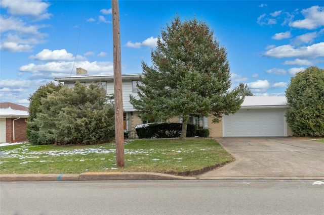 317 N Church St, Mt Pleasant Twp, PA 15666