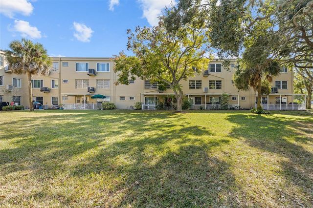 2416 WORLD PARKWAY BOULEVARD 26, Clearwater, FL 33763