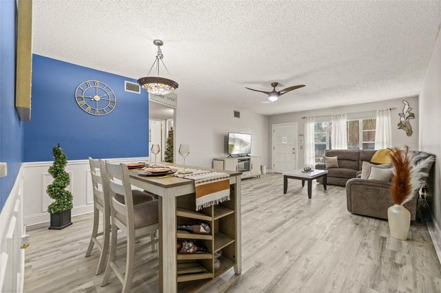 2416 WORLD PARKWAY BOULEVARD 26, Clearwater, FL 33763