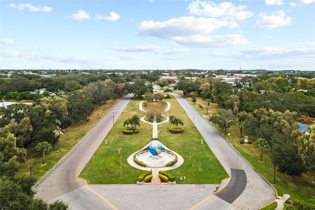 2416 WORLD PARKWAY BOULEVARD 26, Clearwater, FL 33763