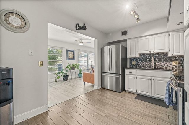 2416 WORLD PARKWAY BOULEVARD 26, Clearwater, FL 33763