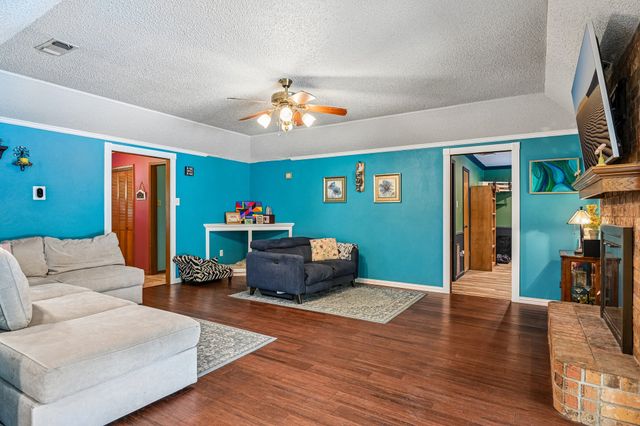 6404 Suncrest Court, North Richland Hills, TX 76180