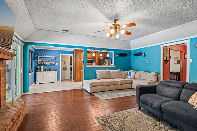 6404 Suncrest Court, North Richland Hills, TX 76180