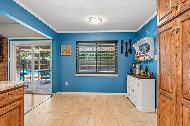 6404 Suncrest Court, North Richland Hills, TX 76180