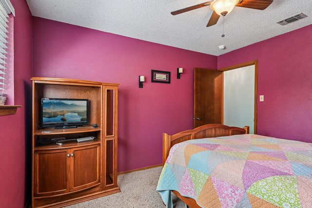 6404 Suncrest Court, North Richland Hills, TX 76180