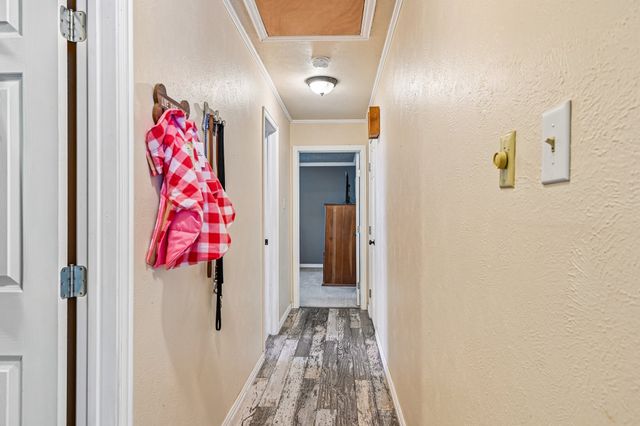 6404 Suncrest Court, North Richland Hills, TX 76180