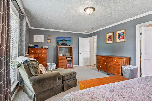 6404 Suncrest Court, North Richland Hills, TX 76180