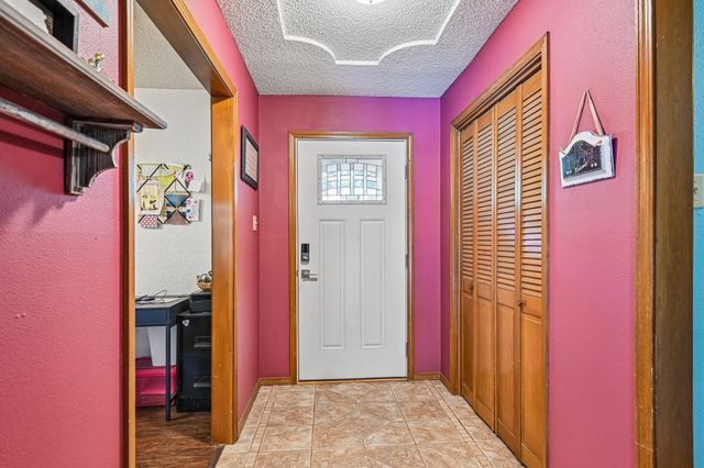 6404 Suncrest Court, North Richland Hills, TX 76180