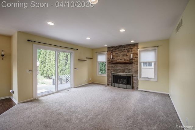 3151 Loon Lake Shores Road, Waterford Charter Township, MI 48329