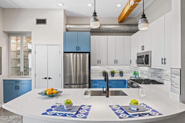 914 E OSBORN Road 208, Phoenix, AZ 85014