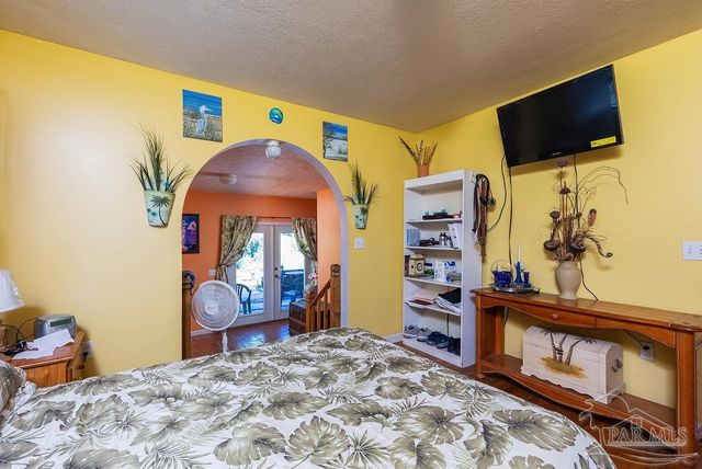 129 Manchester St, Pensacola, FL 32507