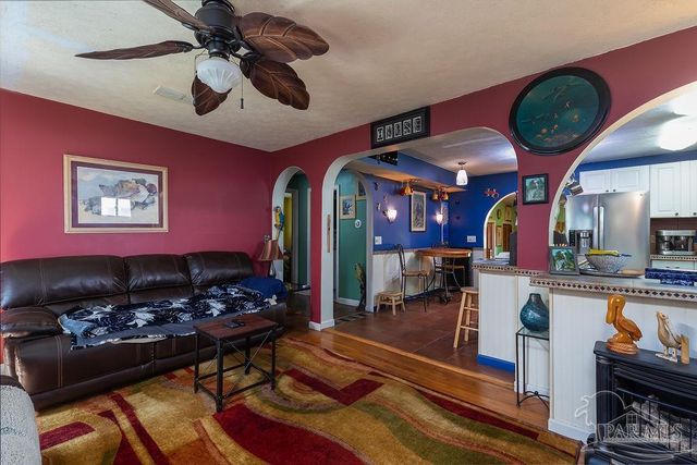 129 Manchester St, Pensacola, FL 32507
