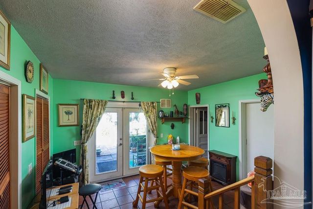 129 Manchester St, Pensacola, FL 32507
