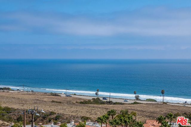 31113 Bailard Road A, Malibu, CA 90265