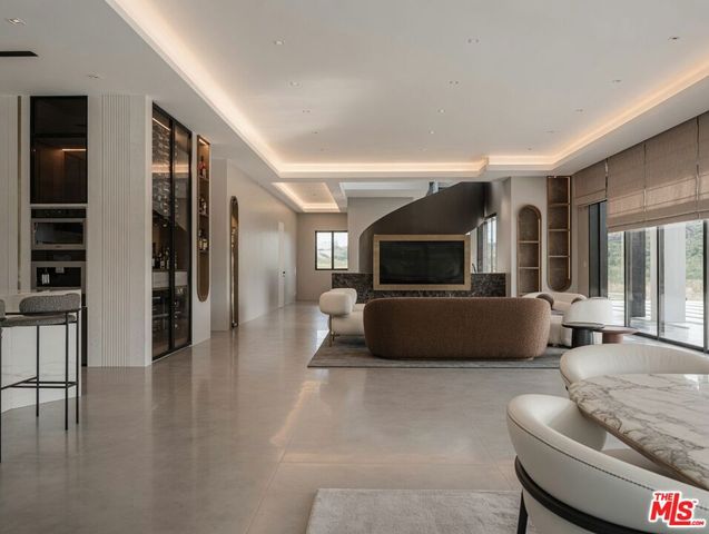 31113 Bailard Road A, Malibu, CA 90265