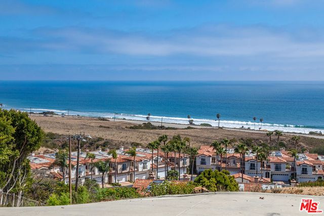 31113 Bailard Road A, Malibu, CA 90265