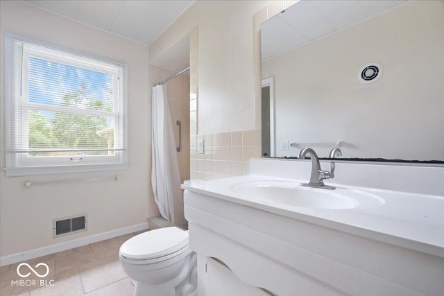 9797 Ditch Road, Carmel, IN 46032