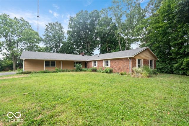 9797 Ditch Road, Carmel, IN 46032