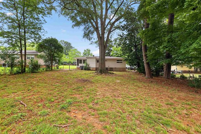 114 1St Avenue, Spartanburg, SC 29302