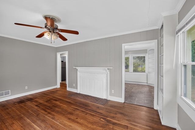 114 1St Avenue, Spartanburg, SC 29302