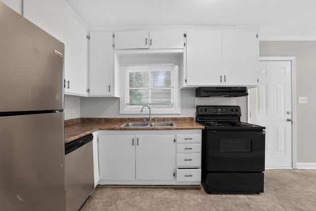 114 1St Avenue, Spartanburg, SC 29302