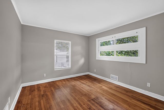 114 1St Avenue, Spartanburg, SC 29302