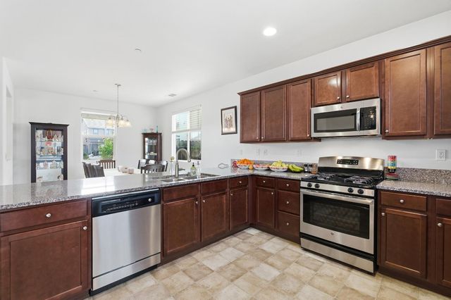 1467 Linda Mesa Drive, Madera, CA 93638