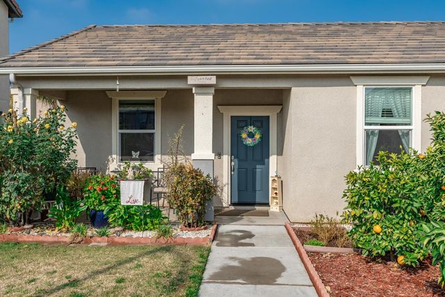 1467 Linda Mesa Drive, Madera, CA 93638