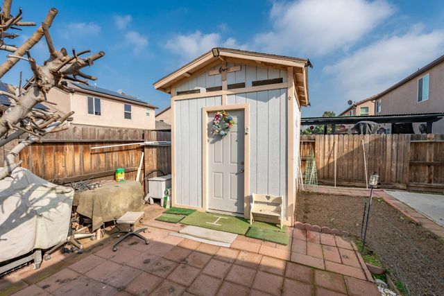 1467 Linda Mesa Drive, Madera, CA 93638