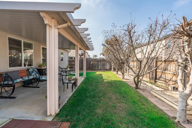 1467 Linda Mesa Drive, Madera, CA 93638