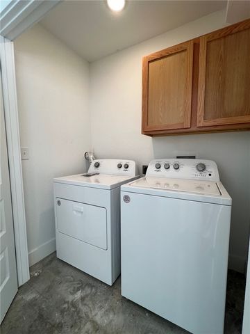 1347 Hendrix Street 3, Fayetteville, AR 72703