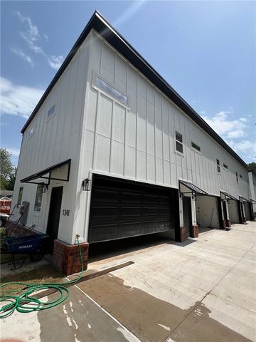 1347 Hendrix Street 3, Fayetteville, AR 72703