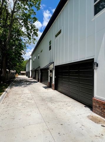 1347 Hendrix Street 3, Fayetteville, AR 72703